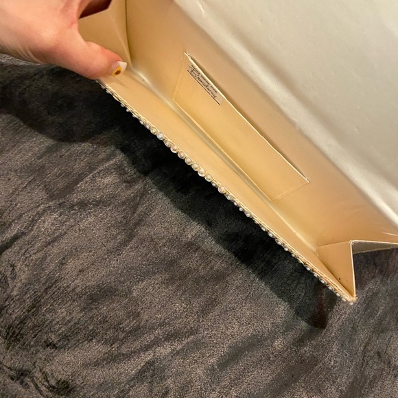 Plush Beige Clutch with Flap Closure and Textured Finish - Picture 6 of 7